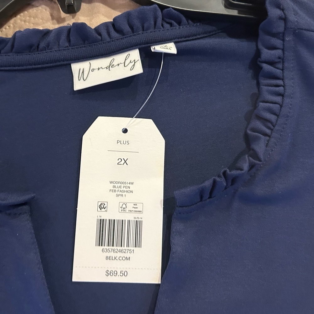 Wonderly dress.   Never worn purchased but lost weight.